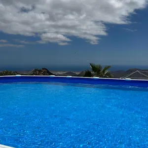 https://casa-rural-el-pasil.in-canary-islands.com